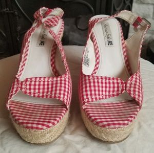Checkered Wedges